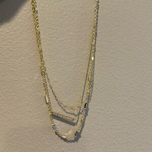 Kendra Scott layered gold necklace.  Has not been worn.
